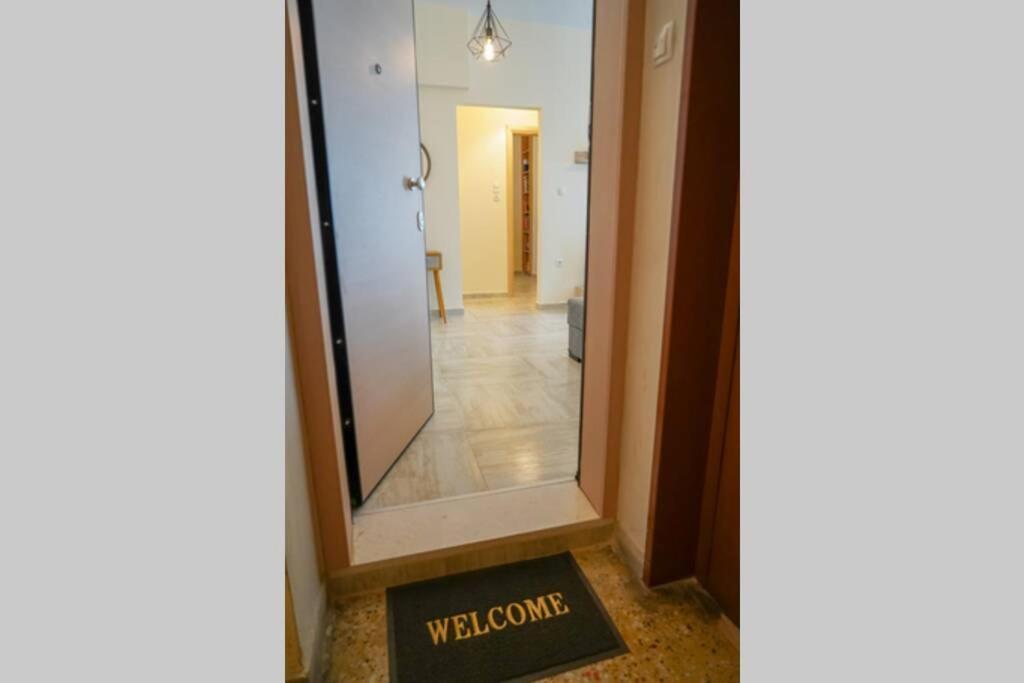 Modern Apartment In The City Center Ioannina Eksteriør billede